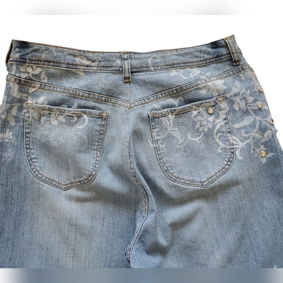 Platinum Chicos White Washed Jeans Silver Jewels and Flower Embellishments - Picture 3 of 6